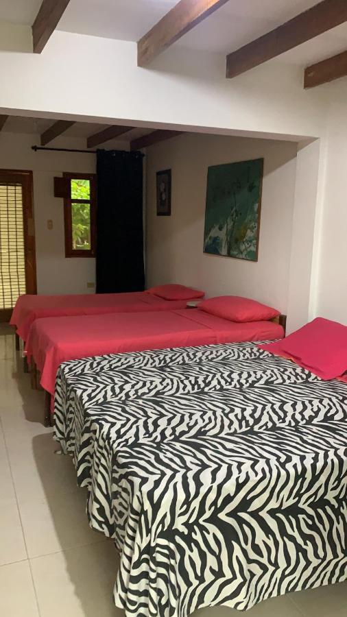 Hostal Casaluna San Andres Exterior photo
