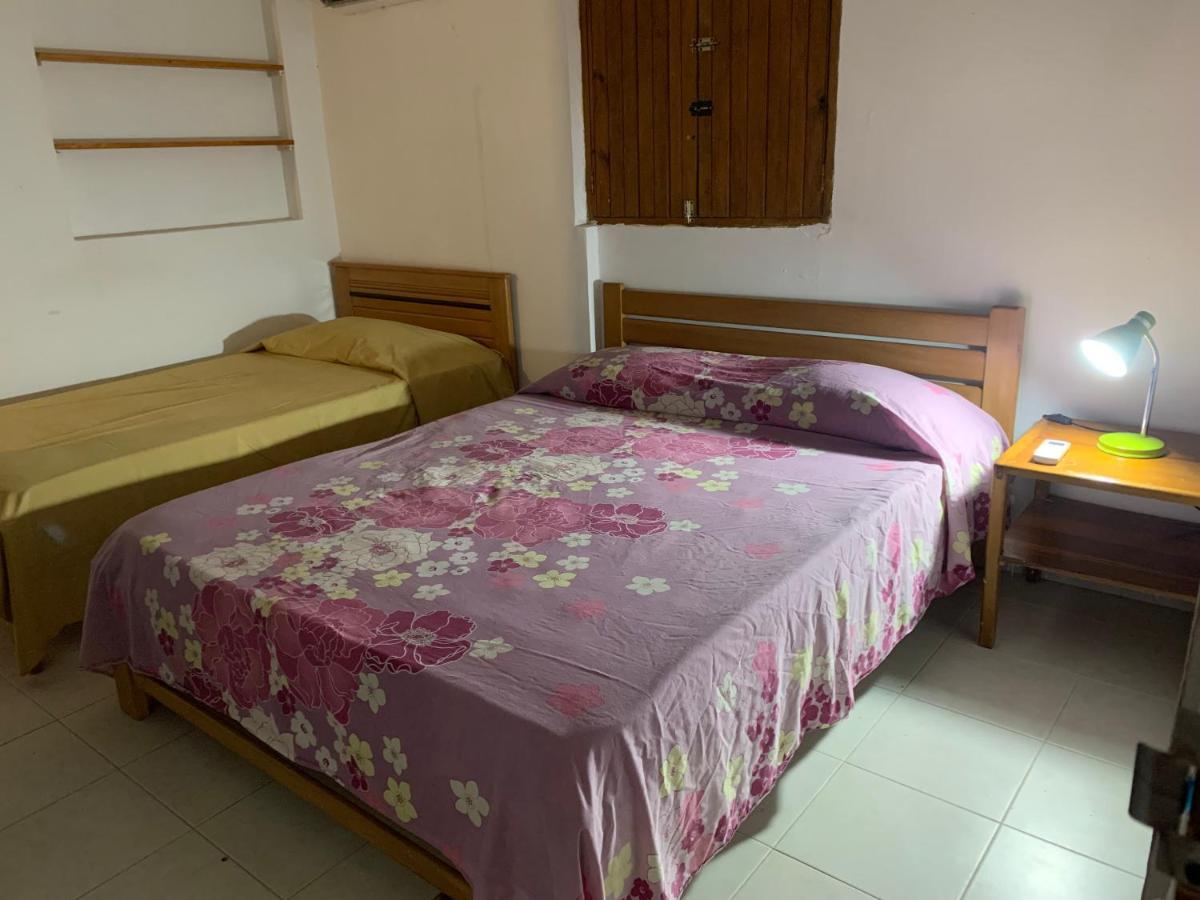Hostal Casaluna San Andres Exterior photo